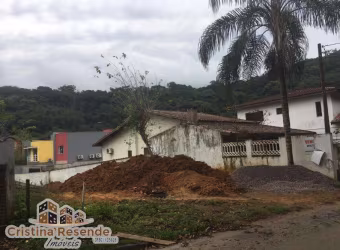 Terreno à venda no Massaguaçu, Caraguatatuba  por R$ 320.000