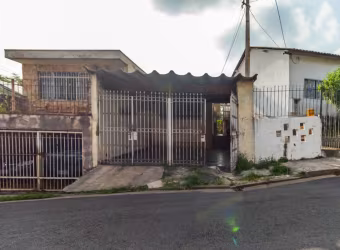 Casa tipo para venda com 3 quartos, sendo 1 suíte, 111m²