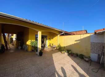 Casa para Venda em Itanhaém, Grandesp, 3 dormitórios, 2 suítes, 1 banheiro, 3 vagas