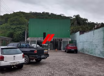 Galpao 450 m² a venda em florianopolis de facil acesso de caminhões
