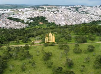Fazenda comercial à venda em Santo Antônio do Monte-MG: 500.000,00 m² de área no bairro Rural.