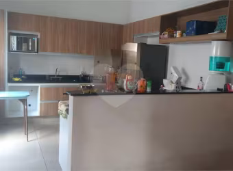 Casa com 3 quartos à venda em Vila Cardia - SP