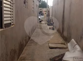 Casa com 3 quartos à venda em Parque Jaraguá - SP