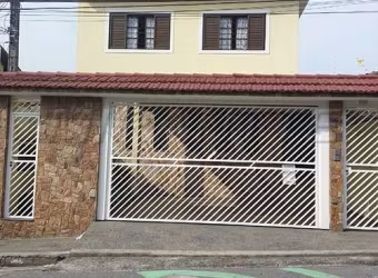 Sobrado de 259m² com 3 quartos em Vila Gustavo