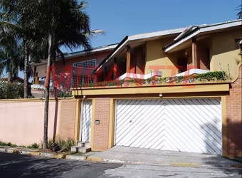 Casa terrea de 497m² com 4 quartos em Barro Branco