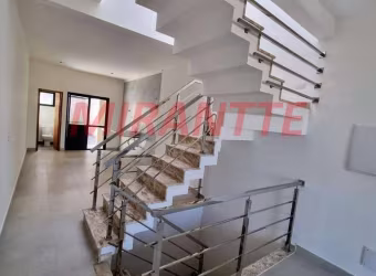 Sobrado de 140m² com 3 quartos em Santa Teresinha
