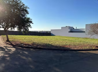 Terreno de 537 m² no Condomínio Portal dos Manacás