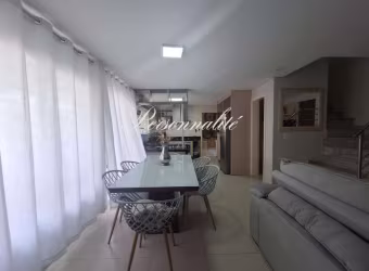 Sobrado para Venda em Curitiba, Boqueirão, 3 dormitórios, 1 suíte, 3 banheiros, 4 vagas