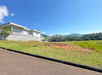 Terreno à venda, 450 m² no bairro Divinéia em Rio dos Cedros/SC