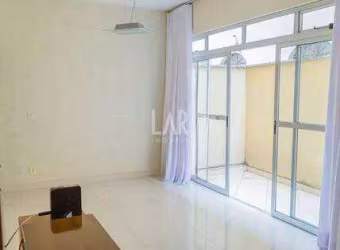 Apartamento à venda, 3 quartos, 1 suíte, 2 vagas, Sagrada Família - Belo Horizonte/MG
