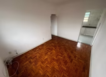 Apartamento com 2 dormitórios 65m² no Campo Grande 300.000,00