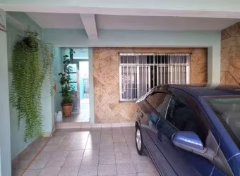 Sobrado lindíssimo com três dormitórios pronto para morar