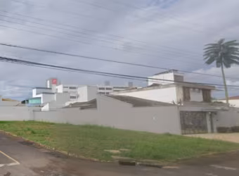 Terreno de Esquina no Bairro Karaiba