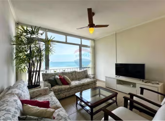 Apartamento com vista mar à venda em Guarujá