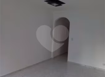 Lindo apartamento em um dos melhores  condomínios da zona norte e próximo ao  Metrô Tucuruvi!