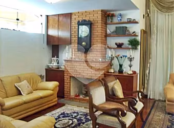 Sobrado Tremembé | 430m² | 3 Suítes | 6 Vagas | Excelente Localização