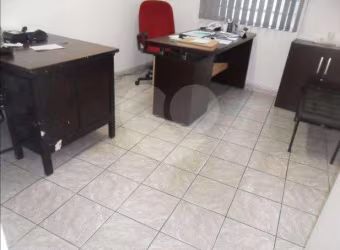 PREDIO COMERCIAL EM EXCELENTE LOCALIZAÇÃO