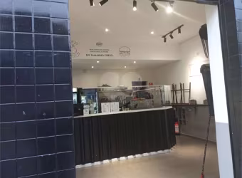 LOJA MAIS UM APARTAMENTO NA ALFREDO PUJOL