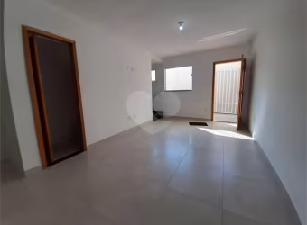 Sobrado novo em condominio fechado na Penha