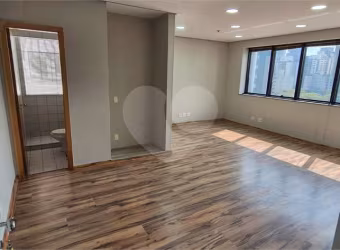 Comercial-São Paulo-SANTO AMARO | Ref.: REO1033882