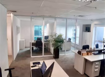 Comercial-São Paulo-VILA NOVA CONCEIÇÃO | Ref.: REO160065