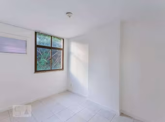 Apartamento para venda tem 60 metros quadrados com 2 quartos em Ingá - Niterói - RJ