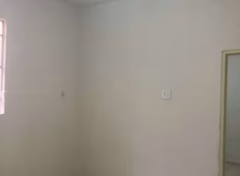 Casa com 2 dormitórios para alugar, 80 m² por R$ 1.187,43/mês - Vila Humaitá - Santo André/SP