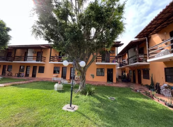 Casa em Condomínio Mobiliada para Venda em Cabo Frio, Palmeiras, 2 dormitórios, 2 banheiros, 1 vaga