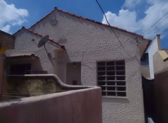 Oportunidade - casinha simples de 1 quarto em condominio fechado Barreto