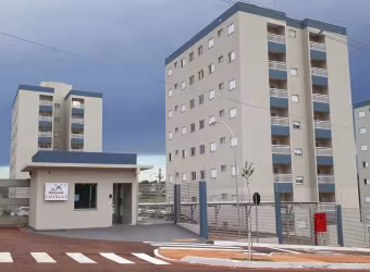 Excelente apartamento com armários no Villas de Castilla I