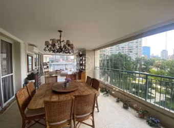 Apartamento no Brooklin 4 suítes e 5 vagas com 205m²