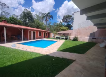 Casa para Venda em Ribeirão Pires, Represa, 4 dormitórios, 2 suítes, 2 banheiros, 10 vagas