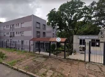 Apartamento com 3 quartos à venda na Rua Carlos Ferreira, 255, Teresópolis, Porto Alegre por R$ 180.000