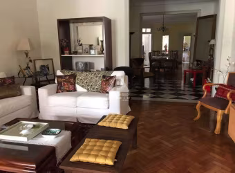 Espaçoso Apartamento de 3 Quartos: Elegância e Conforto em Cada Detalhe!