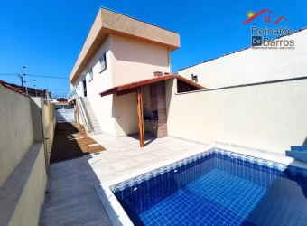 Linda Casa Sobreposta com piscina em Suarão - Itanhaém .