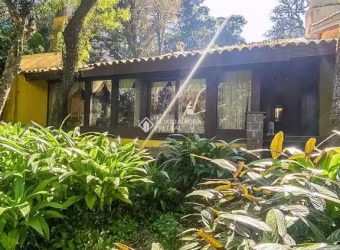 Casa com 7 quartos à venda na Rua dos Tapuias, 82, Espírito Santo, Porto Alegre, 600 m2 por R$ 1.150.000