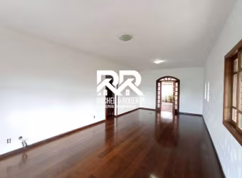 Casa fora de condomínio com 4 quartos na Fazendinha
