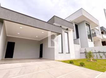 Casa de Condomínio em Colinas  -  Caçapava