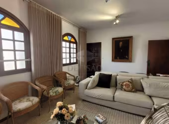 Casa à venda, 4 quartos, 1 suíte, 3 vagas, Anchieta - Belo Horizonte/MG