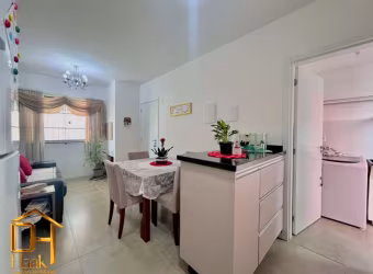 Apartamento térreo giardino com 3 quartos, espaço externo, churrasqueira e 2 vagas de garagem