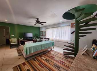 Cobertura com 3 dormitórios à venda, 220 m² por R$ 900.000,00 - Enseada - Guarujá/SP