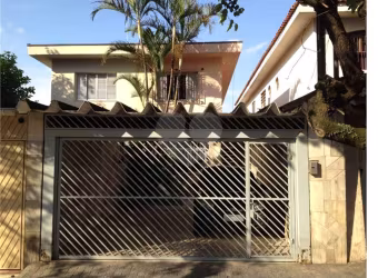 Casa três dormitórios à venda na Vila Mascote