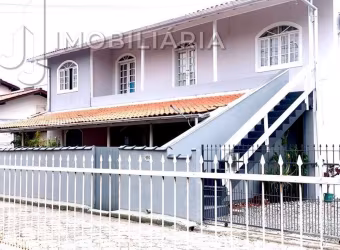 Casa Residencial com 8 quartos  à venda, 280.00 m2 por R$1000000.00  - Ingleses Do Rio Vermelho - Florianopolis/SC