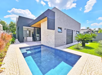 Casa térrea de Alto Padrão com 262m² de área construída à venda, próximo ao Shopping Iguatemi - Ribeirão Preto/SP.