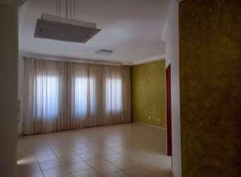 Casa à Venda R$ 960.000,00. Localização: Alto da Boa Vista, Ribeirão Preto - SP