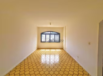 Apartamento á venda na praia das Pitangueiras, 02 dormitórios,01 vaga de garagem.