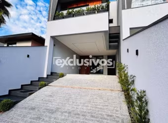Sobrado geminado alto padrão com 3 amplas suítes à venda no bairro Glória