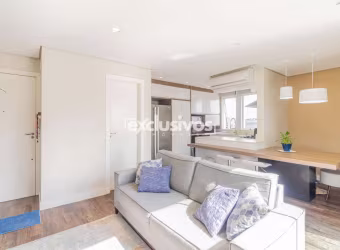 Excelente cobertura duplex mobiliada com 2 suítes mais 1 quarto à venda no bairro Santo Antônio em Joinville - SC por R$ 830.000,00.