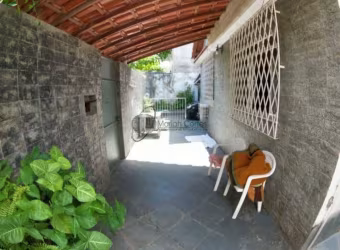 Ótima casa duplex - Niterói.