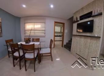 Sobrado com 3 dormitórios à venda, 150 m² por R$ 599.000,00 - Uberaba - Curitiba/PR